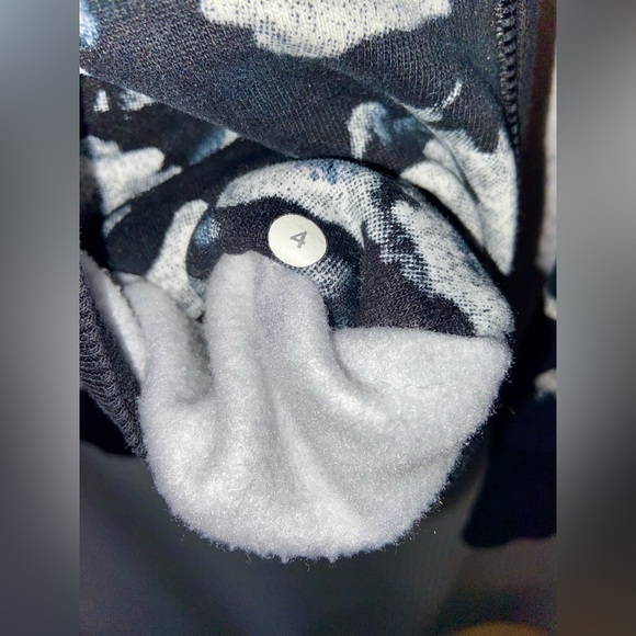 Women’s Lululemon Athletica Scuba Hoodie II Dream Rose black & white sz‎ 4 - Picture 9 of 14